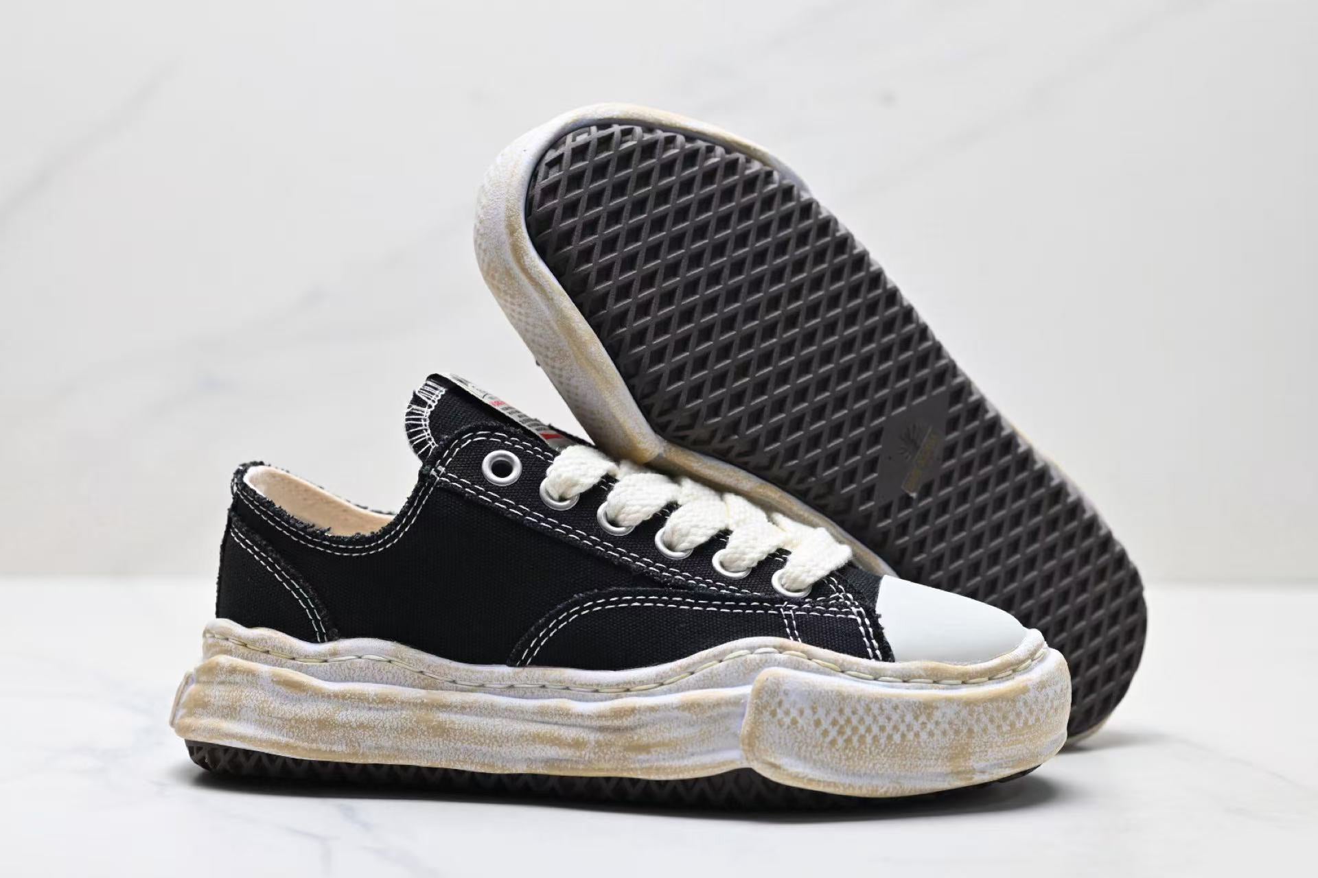Maison Mihara Yasuhiro - Paterson 23 Black