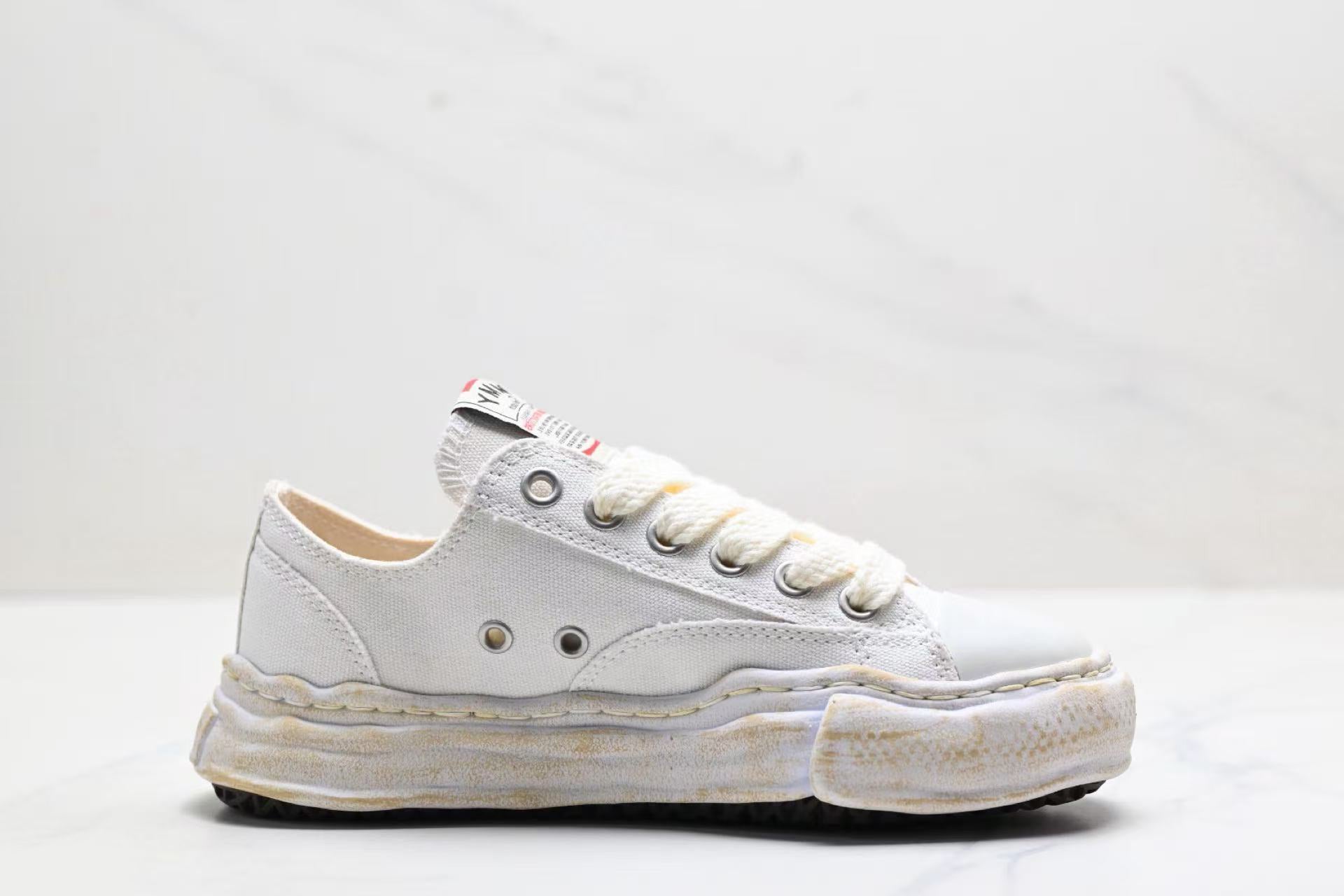 Maison Mihara Yasuhiro - Paterson 23 White