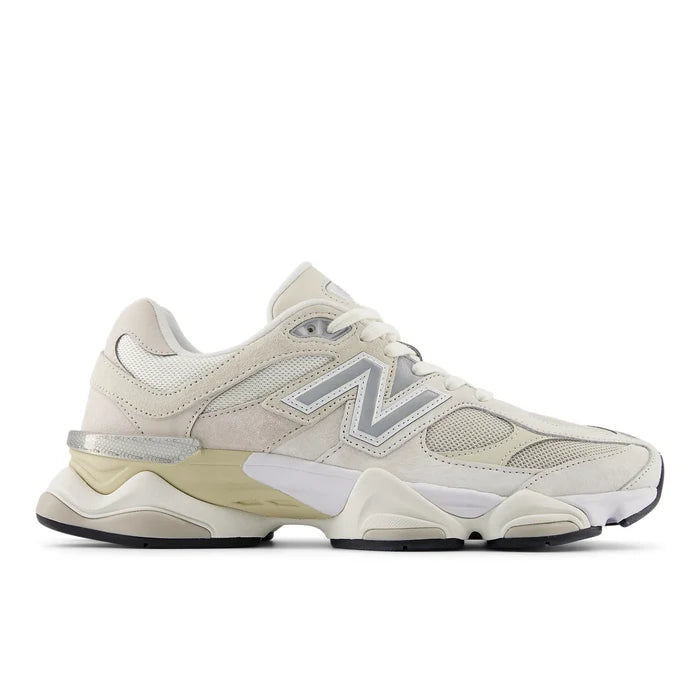 New Balance 9060 - Sea Salt Moonbeam